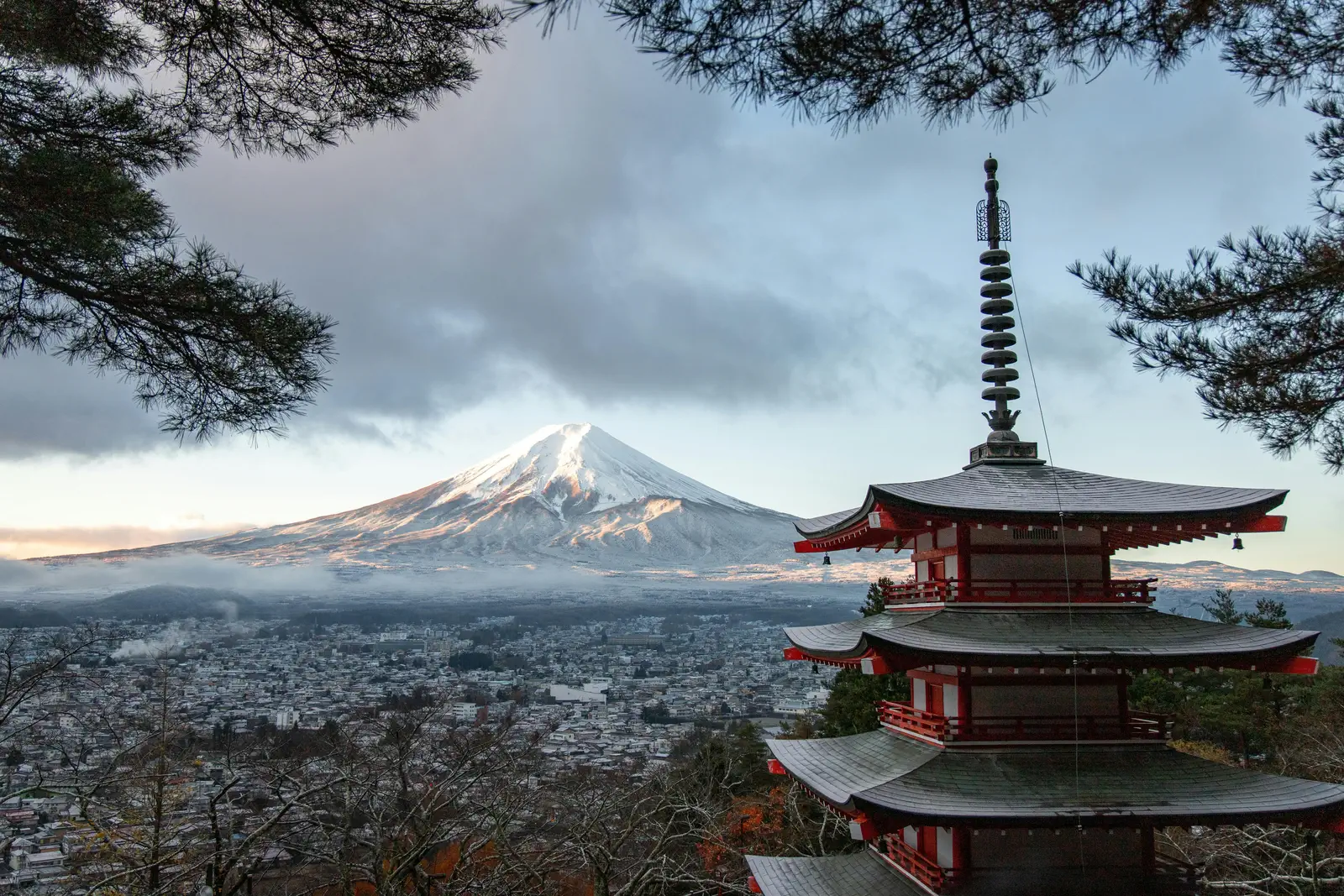 Mont Fuji vu depuis la région des 5 lacs au Japon